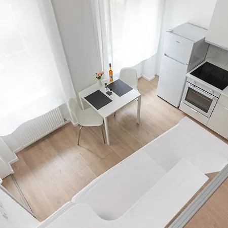 아파트 Residences 2 *